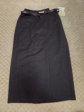 (6P) NWT Woolmark Pure New Wool Black Skirt with Belt